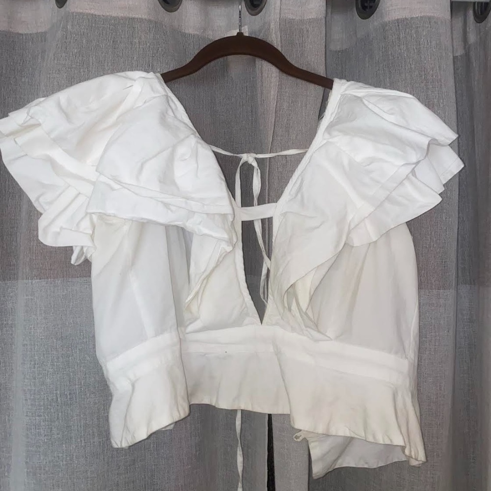 OPEN BACK WHITE TOP